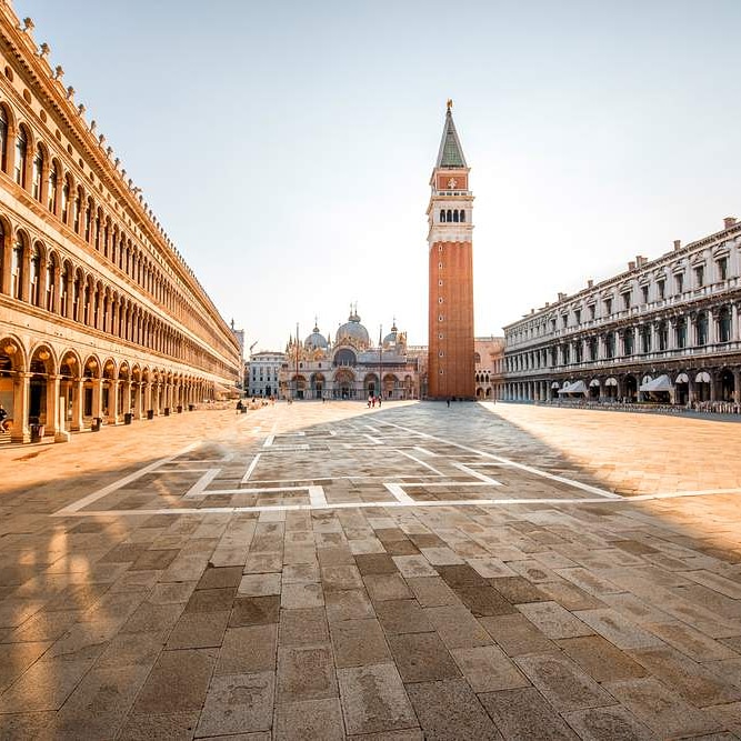 WanderWoman Venice – Licensed tour guide – Nature and interpretive guide – Tour leader